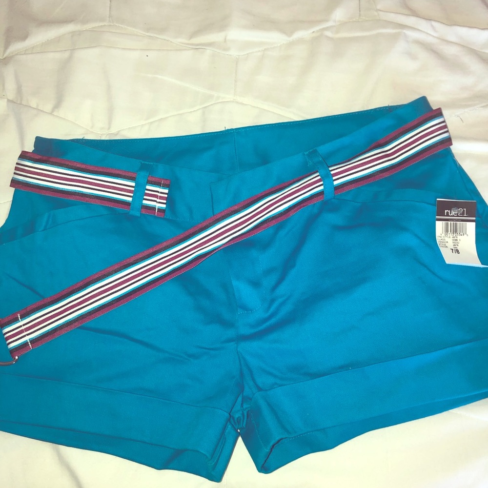 NWT Rue 21 Turquoise Canvas Shorts w/Matching Belt